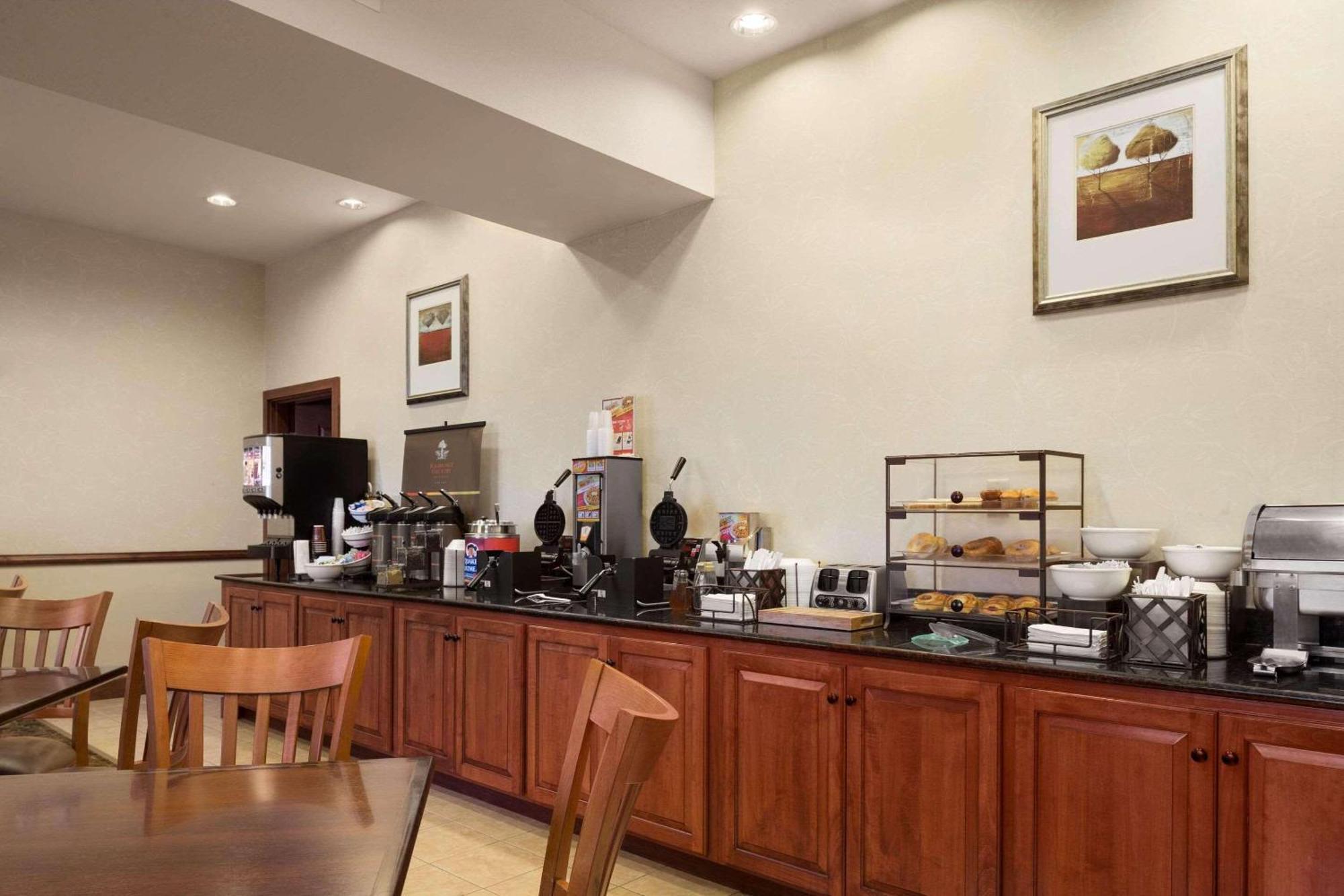 Country Inn & Suites By Radisson, Crestview, Fl Εξωτερικό φωτογραφία